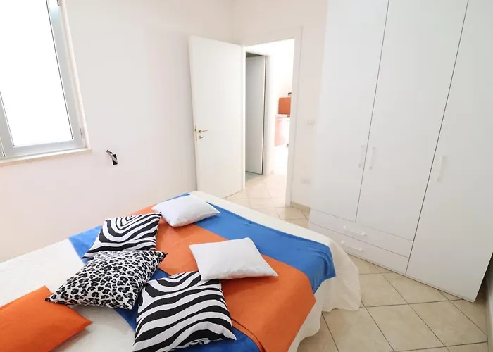 Marzia A Daire Otranto