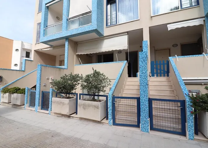 Marzia A Daire Otranto